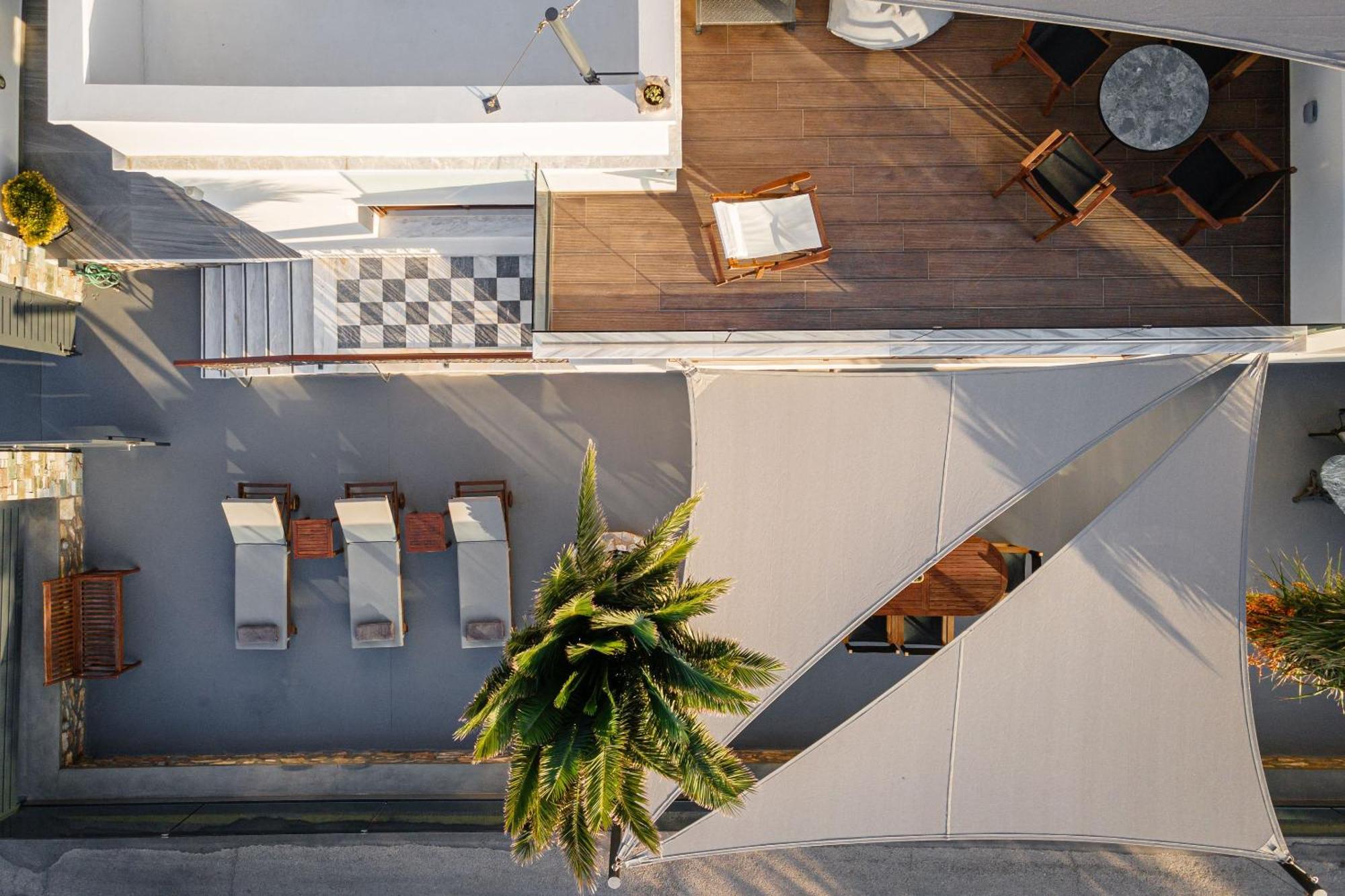Aniv Villa By The Sea Kini ภายนอก รูปภาพ