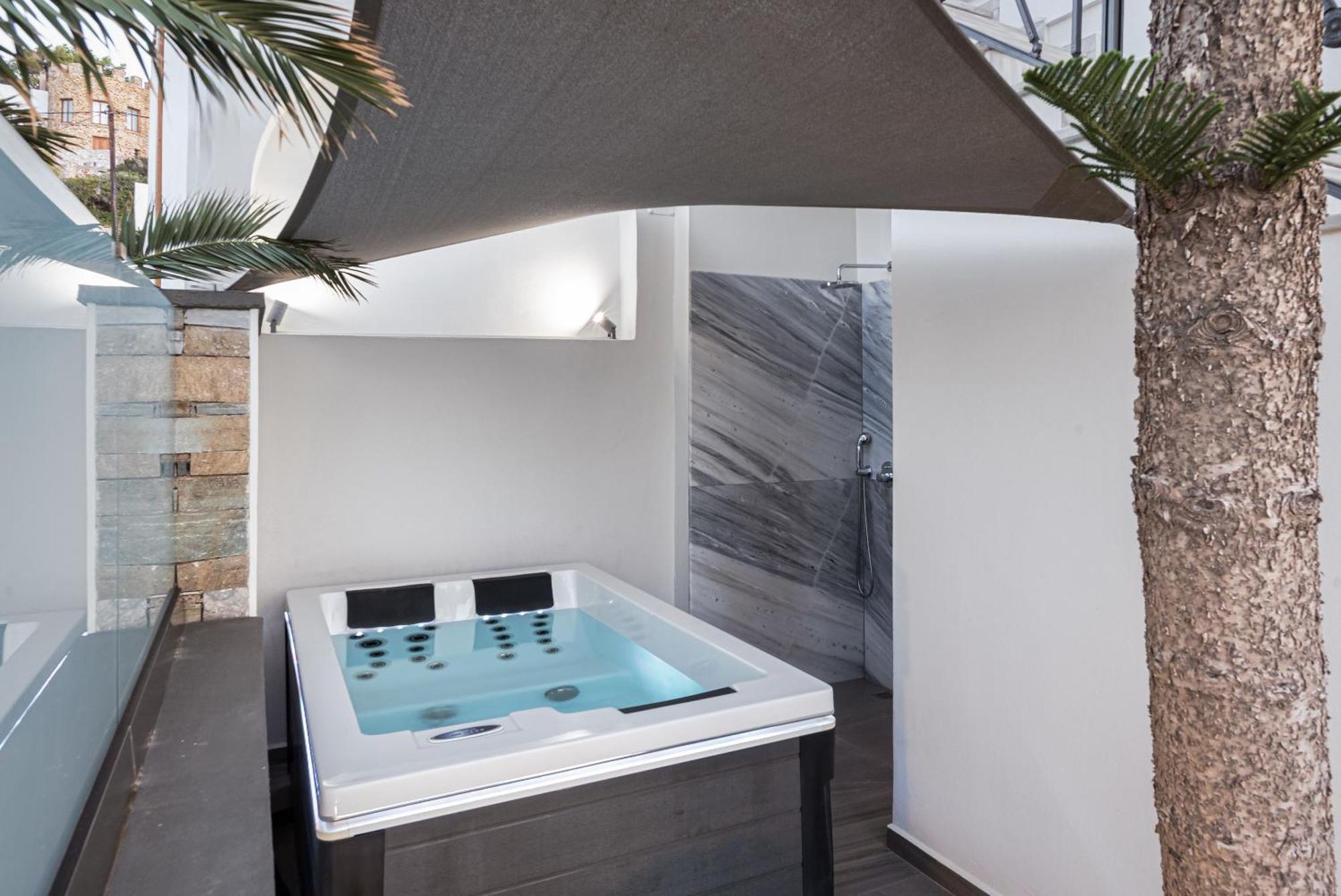 Aniv Villa By The Sea Kini ภายนอก รูปภาพ