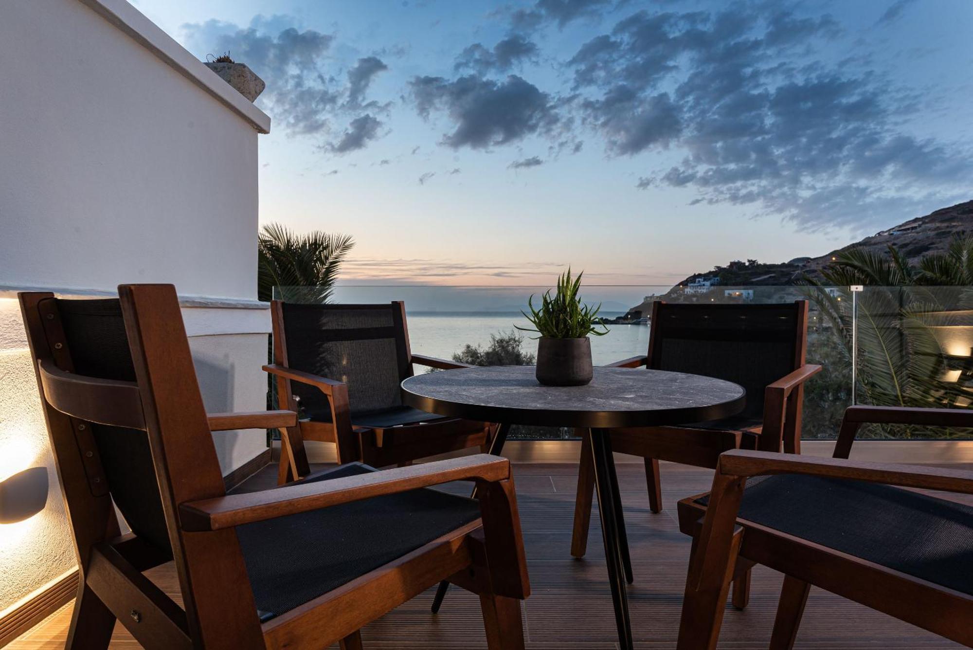 Aniv Villa By The Sea Kini ภายนอก รูปภาพ